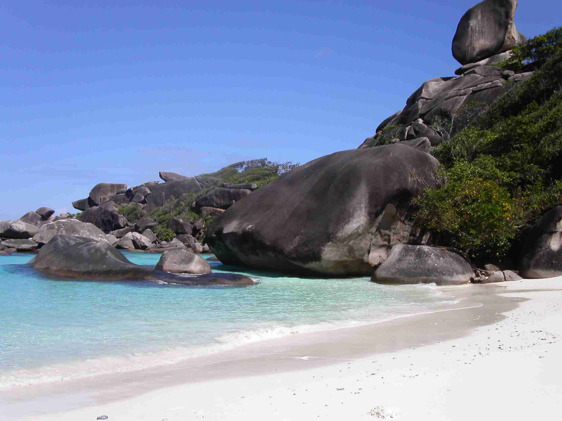 Granite boulders above Donald Duck Bay on Koh Similan Island 8