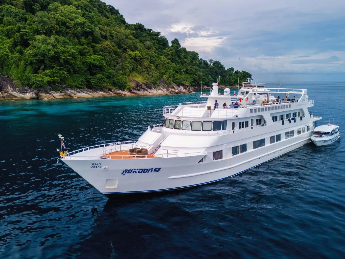MV Koon 9 liveaboard in the North Andaman